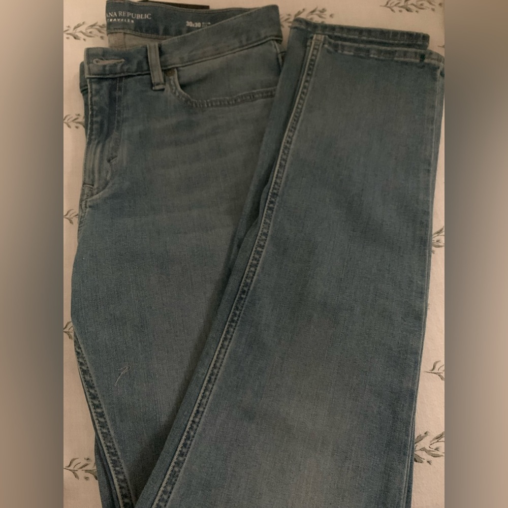 Banana Republic Mens Traveler Jeans